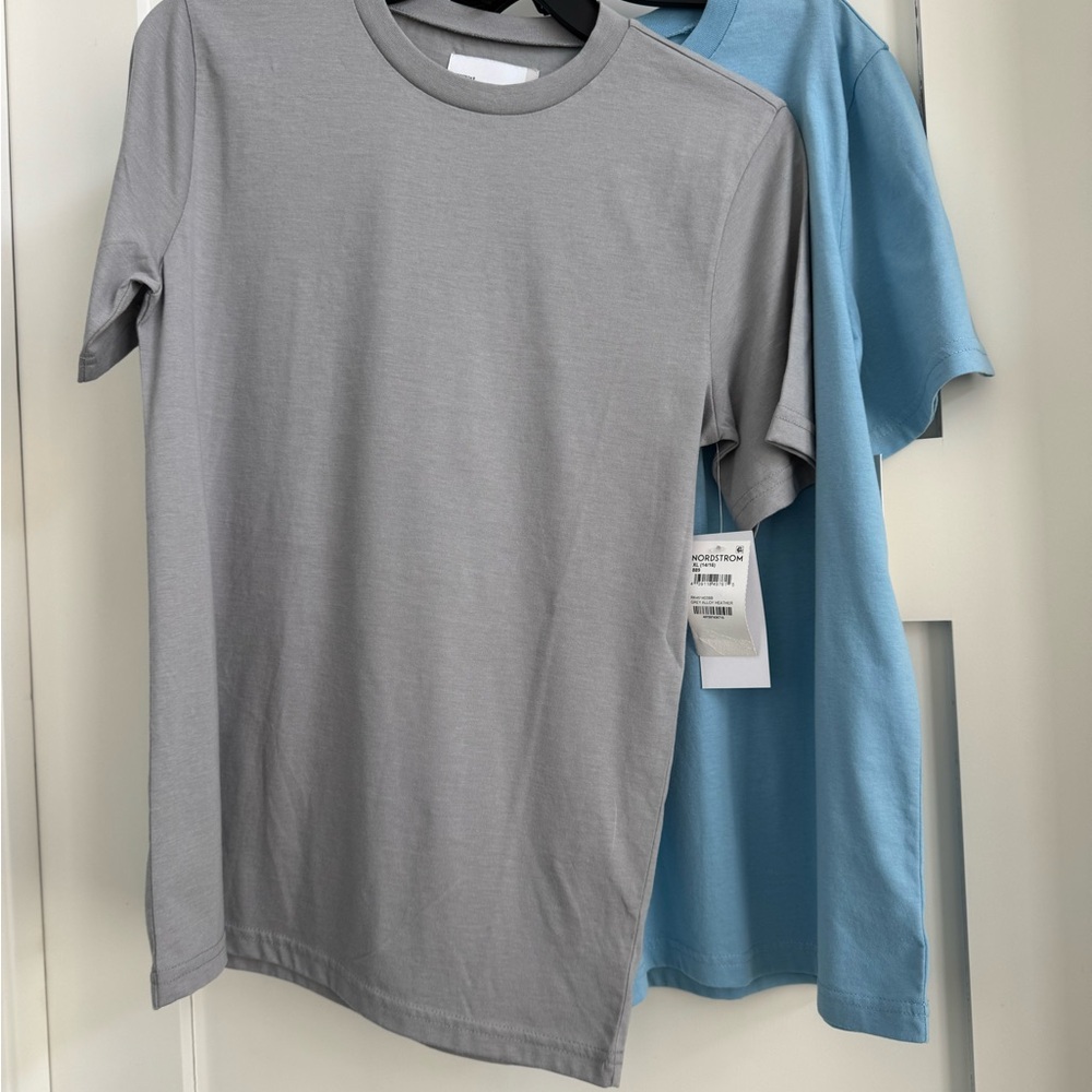 Nordstrom Kids Premium TShirts Gray Heather and Blue. NWT.  Boys XL